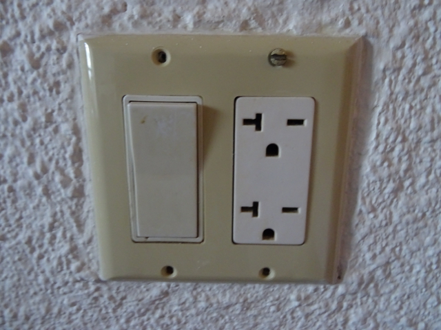 antigua socket