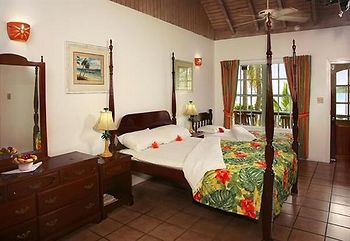 Catamaran Hotel Antigua